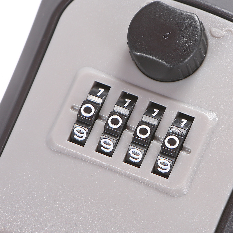 LUXROB Key Lock Box 4-digit Co - مراجعة Smart Garden Gate Lock وسعره