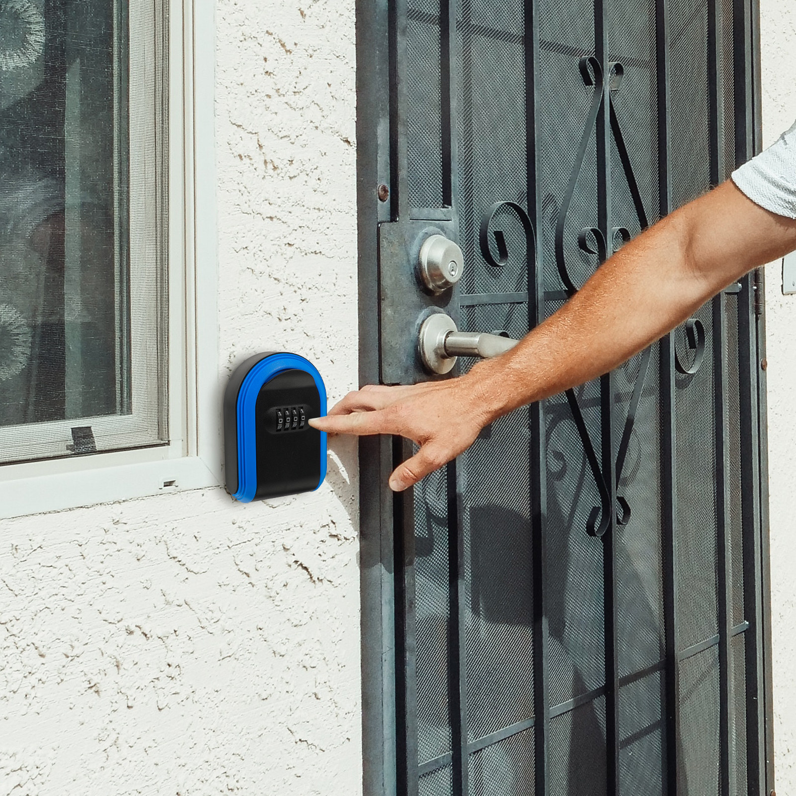 Key Lock Box Wall Mount Plasti - مراجعة Smart Garden Gate Lock وسعره